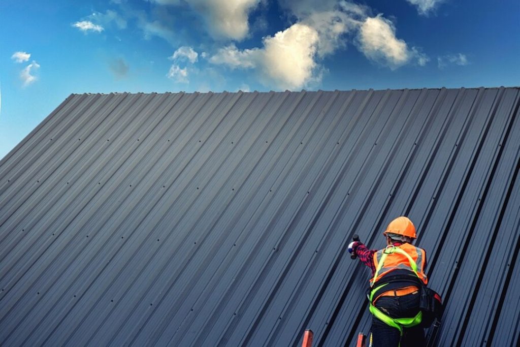 Achieving a Professional Finish in Steel Roof Installation: Golden Triangle Home Improvement’s Techniques