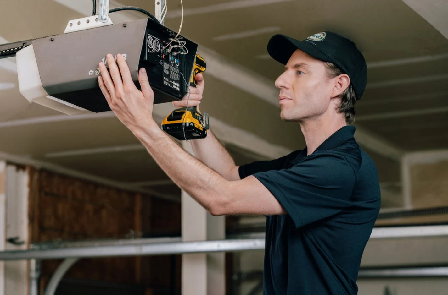 garage door service box hill